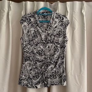 Sleeveless top great condition